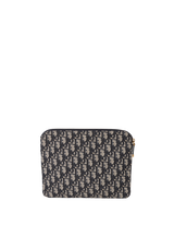 OBLIQUE TRAVEL POUCH