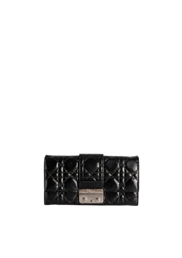 MISS DIOR PROMENADE WALLET ON CHAIN