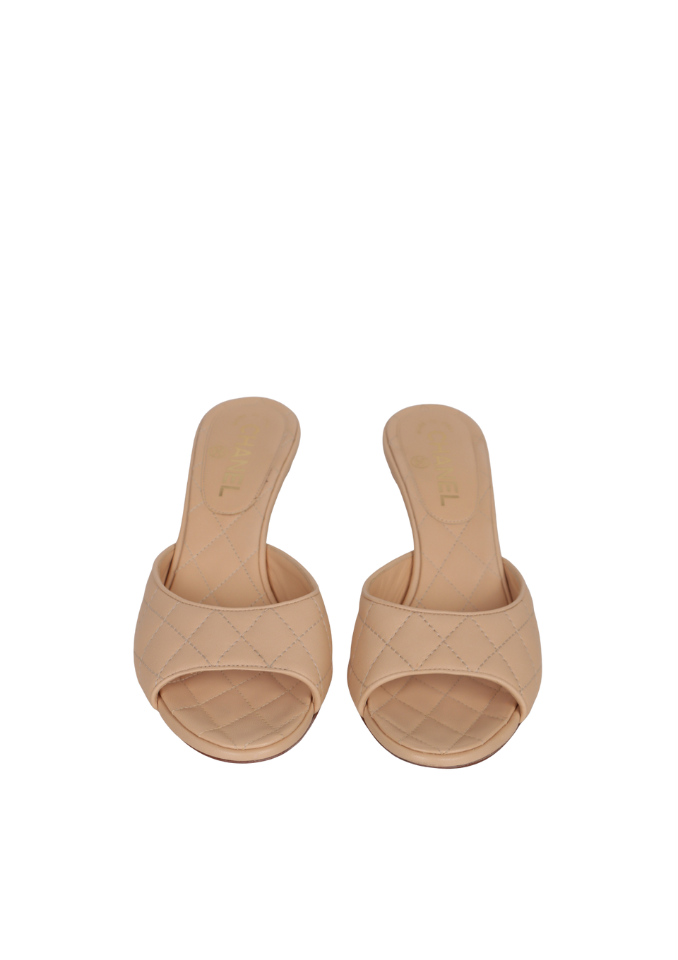 SALTO CHANEL LAMBSKIN CC MULES BEGE 36.5 ORIGINAL – Gringa