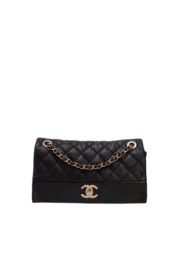 MEDIUM SOFT ELEGANCE FLAP BAG
