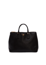 MEDIUM SAFFIANO LUX DOUBLE ZIP GALLERIA