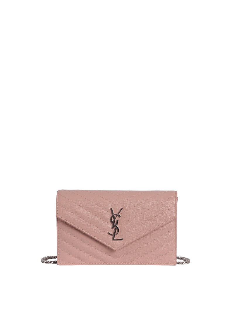 CASSANDRE ENVELOPE MATELASSÉ CHAIN WALLET