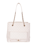 CC SHOPPING TOTE CAVIAR