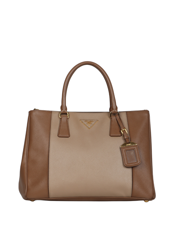LARGE SAFFIANO LUX DOUBLE ZIP GALLERIA