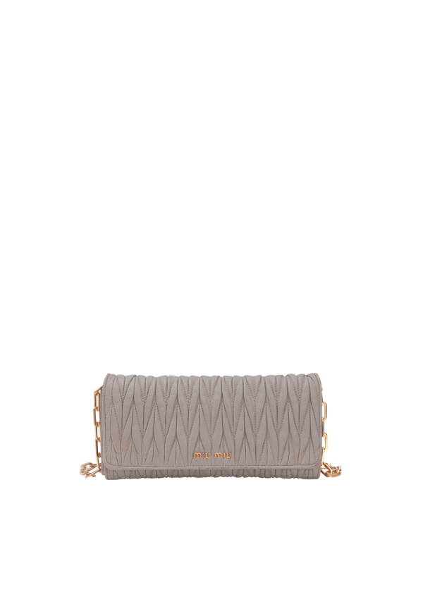 MATELASSÉ WALLET ON CHAIN