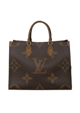 MONOGRAM GIANT REVERSE ONTHEGO MM