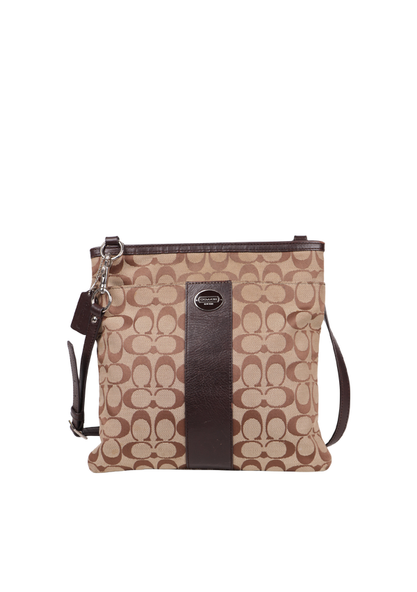 SIGNATURE MESSENGER BAG