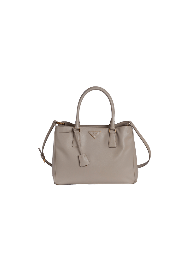 LARGE SAFFIANO LUX DOUBLE ZIP GALLERIA