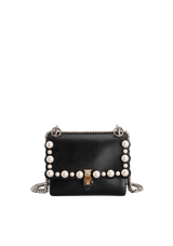 SCALLOPED STUDDED PEARL KAN I SMALL BAG