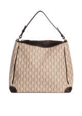 SIGNATURE HOBO BAG