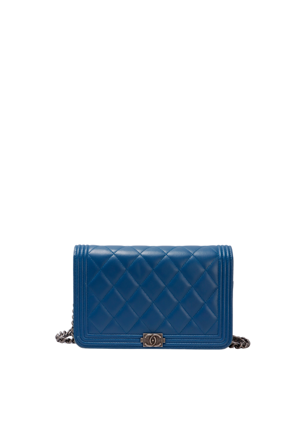 BOY WALLET ON CHAIN