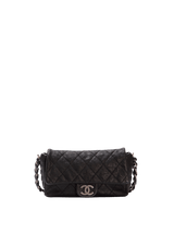 MODERN CHAIN FLAP BAG