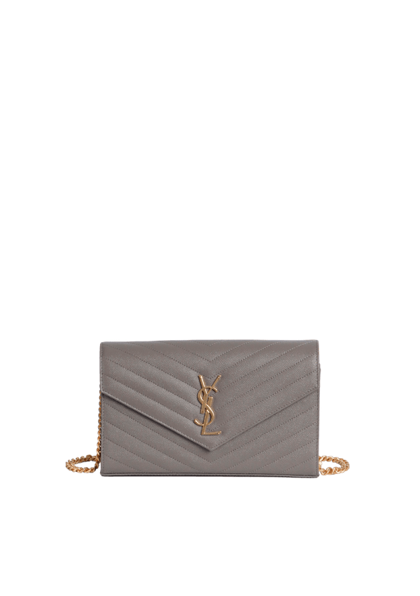 CASSANDRE ENVELOPE MATELASSÉ CHAIN WALLET