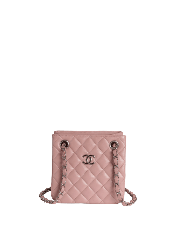 CC SQUARE BUCKET BAG