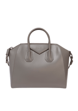 MEDIUM ANTIGONA BAG