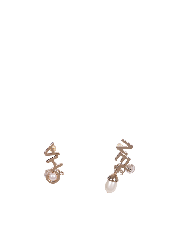 PEARL CHA-NEL EARRINGS