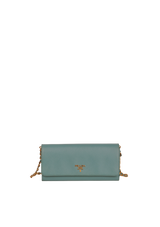 SAFFIANO LUX WALLET ON CHAIN