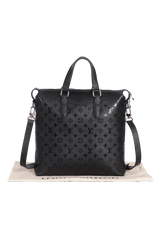 MONOGRAM ILLUSION EXPLORER TOTE