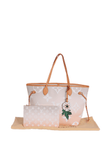 MONOGRAM GIANT BY THE POOL NEVERFULL MM