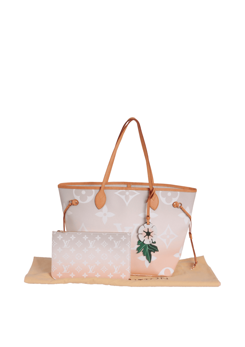 MONOGRAM GIANT BY THE POOL NEVERFULL MM