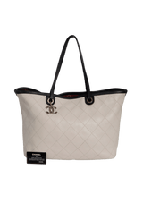 SHOPPING FEVER TOTE