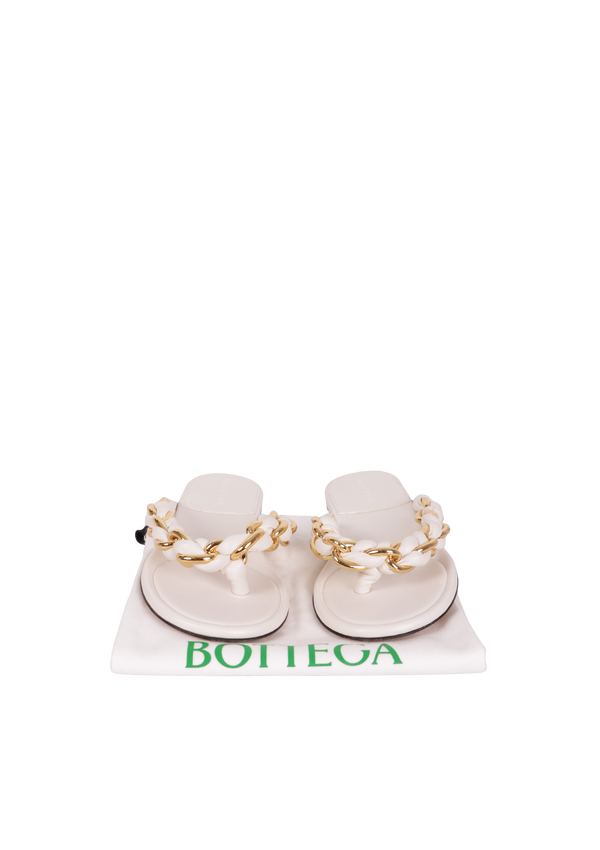 LEATHER CHAIN SLIDES