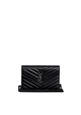 CASSANDRE ENVELOPE MATELASSÉ CHAIN WALLET