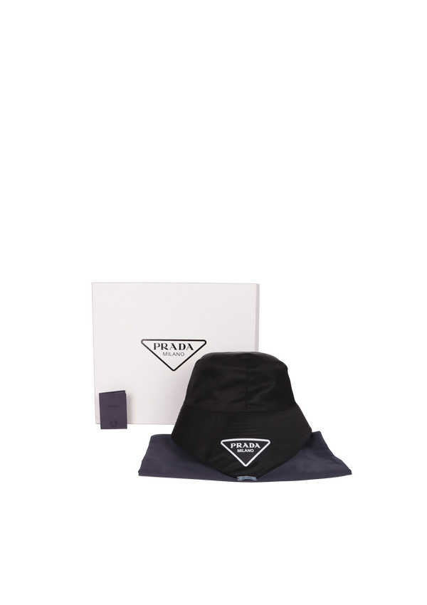 LARGE NYLON BUCKET HAT
