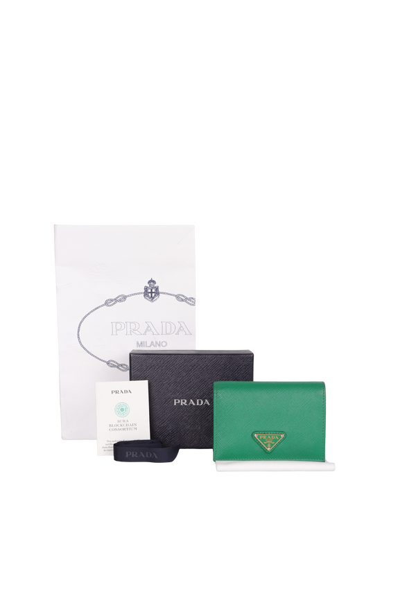 SAFFIANO TRIANGLE LOGO BIFOLD WALLET