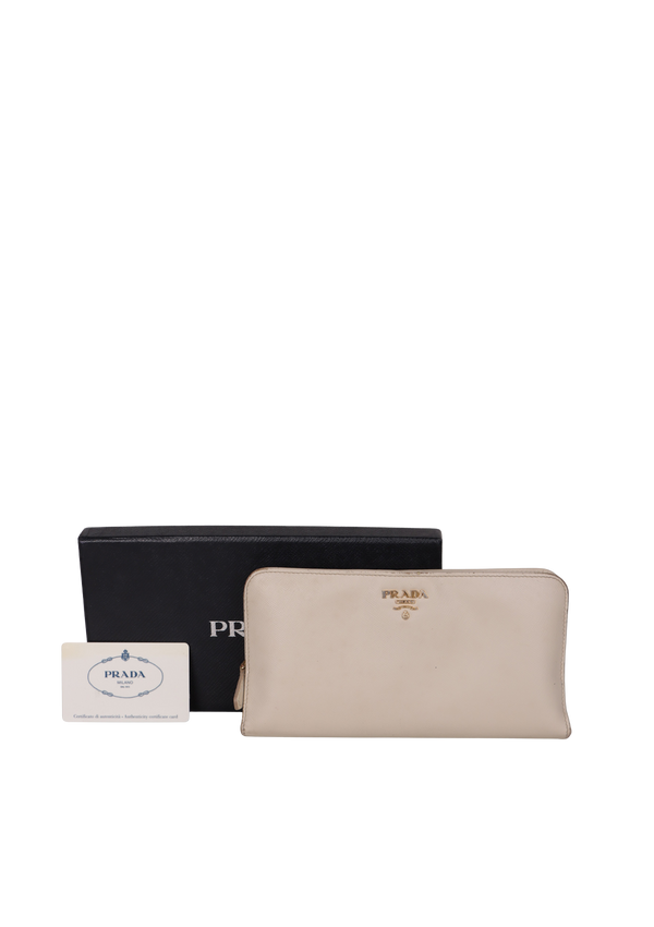 SAFFIANO CONTINENTAL WALLET