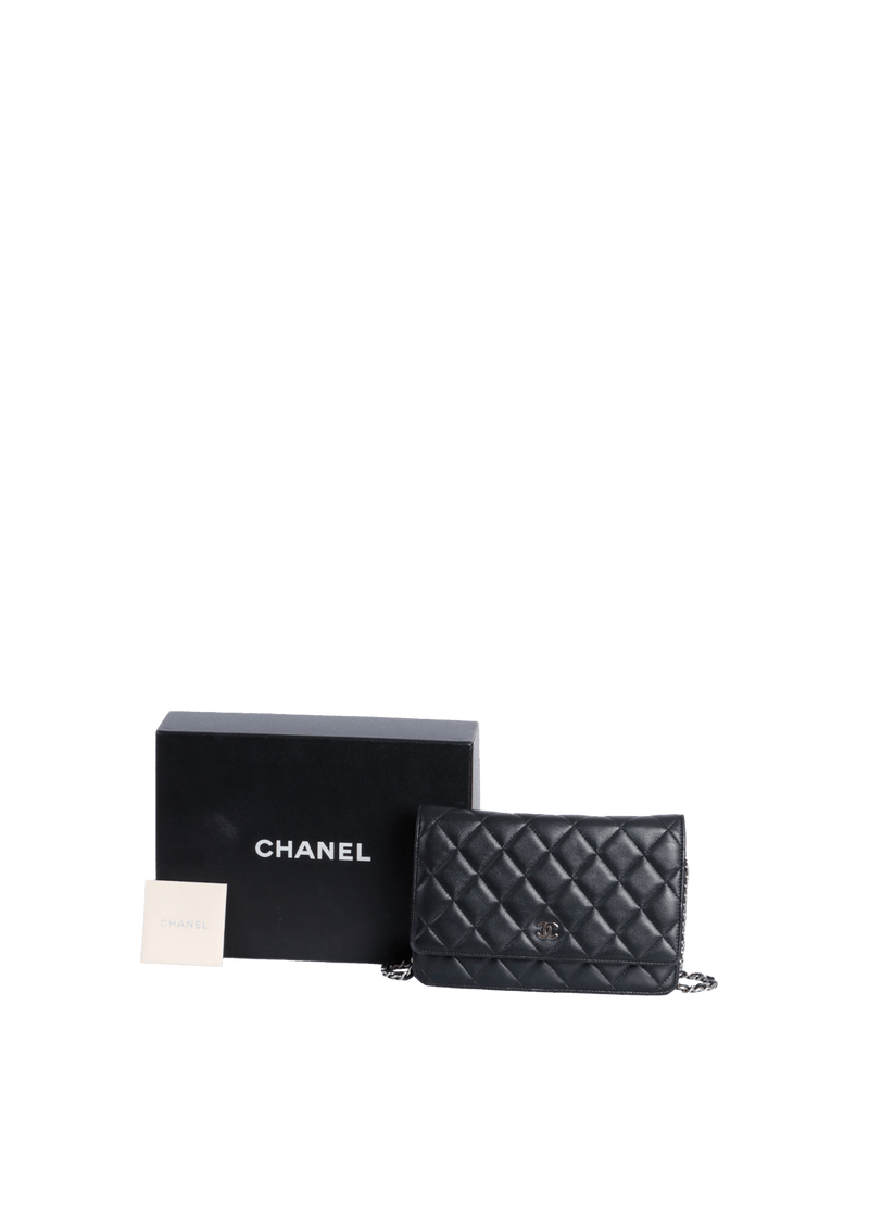 CLASSIC WALLET ON CHAIN