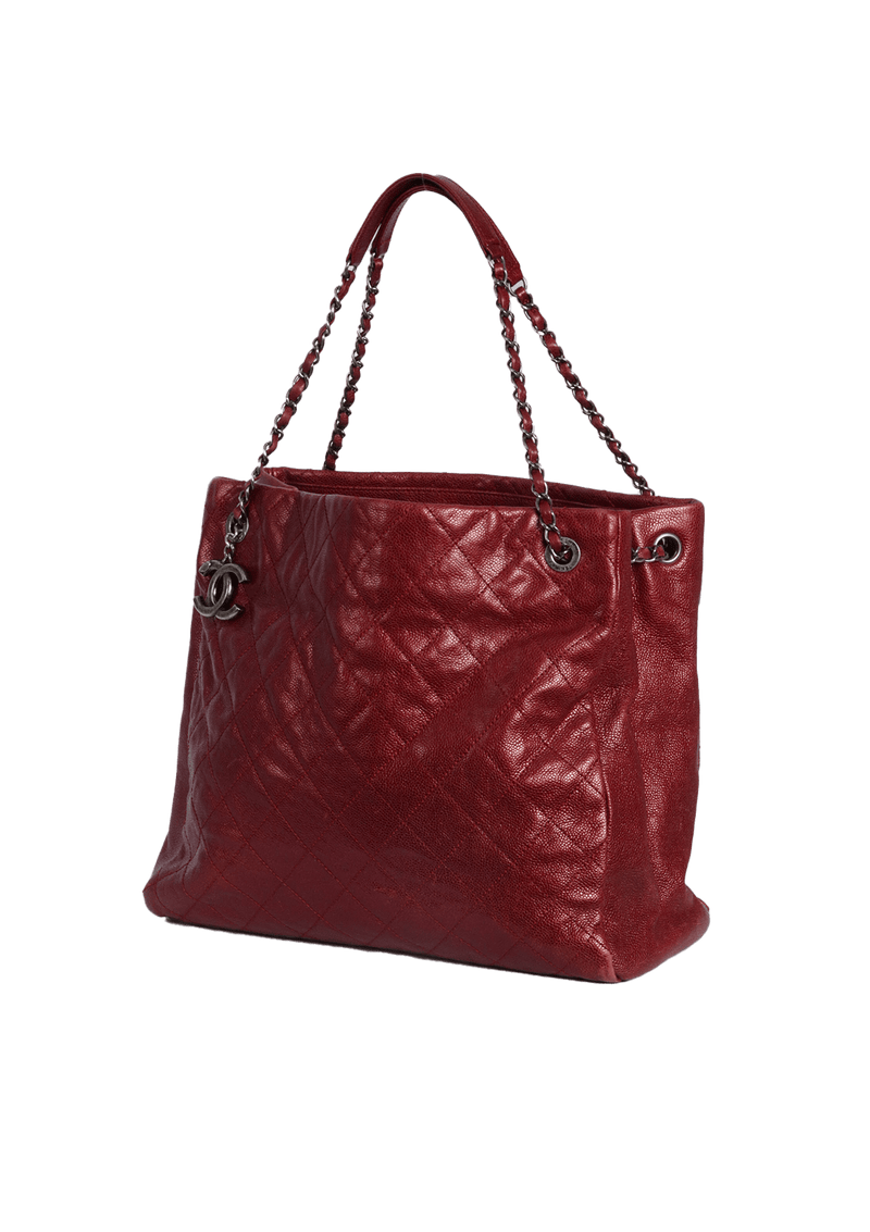 CHIC TALL SHOPPING TOTE CAVIAR