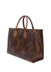 MONOGRAM GIANT REVERSE ONTHEGO MM