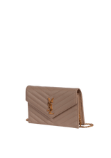 CASSANDRE ENVELOPE MATELASSÉ CHAIN WALLET