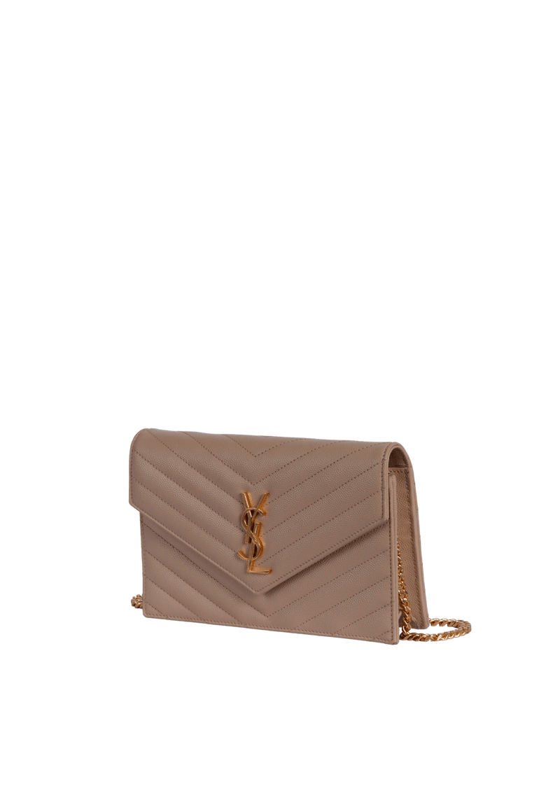 CASSANDRE ENVELOPE MATELASSÉ CHAIN WALLET