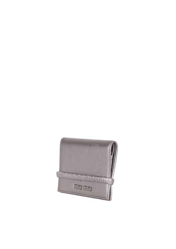 METALLIC COMPACT WALLET