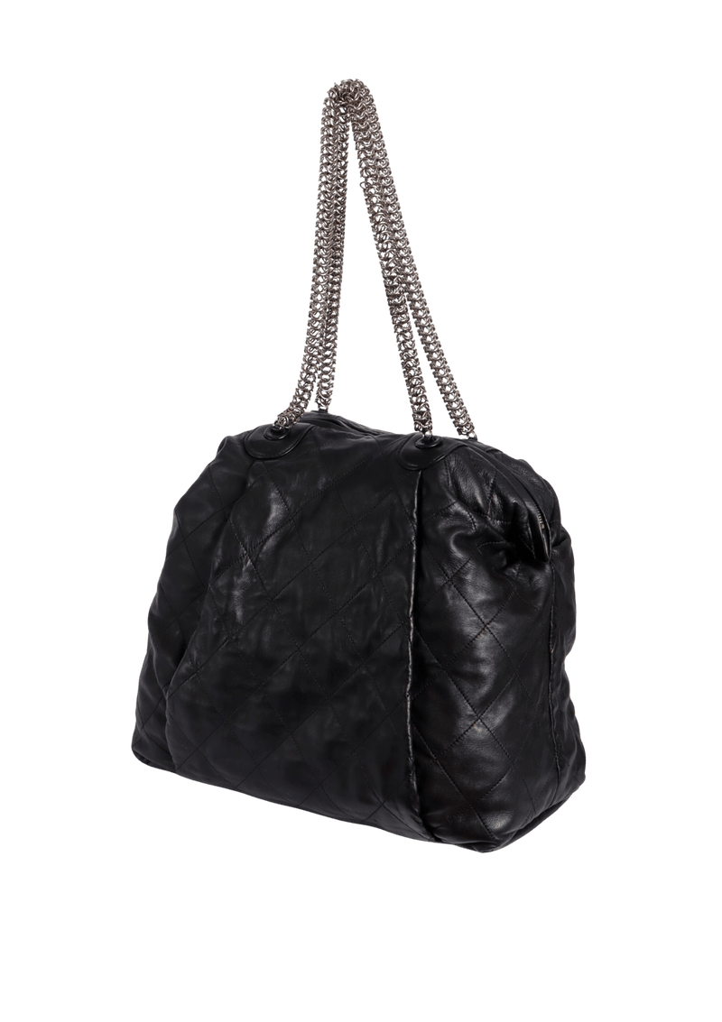 CC QUILTED SHOULDER BAG