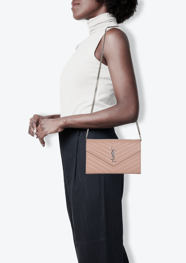 CLASSIC CASSANDRE CHAIN WALLET