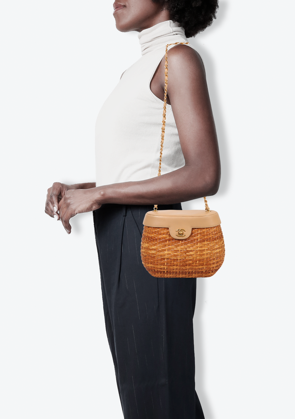 VINTAGE CC WICKER  BASKET BAG