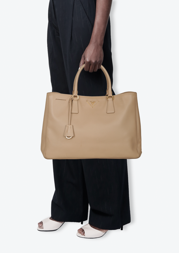 LARGE SAFFIANO LUX GALLERIA TOTE