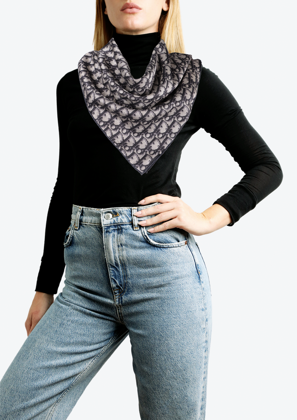OBLIQUE SCARF