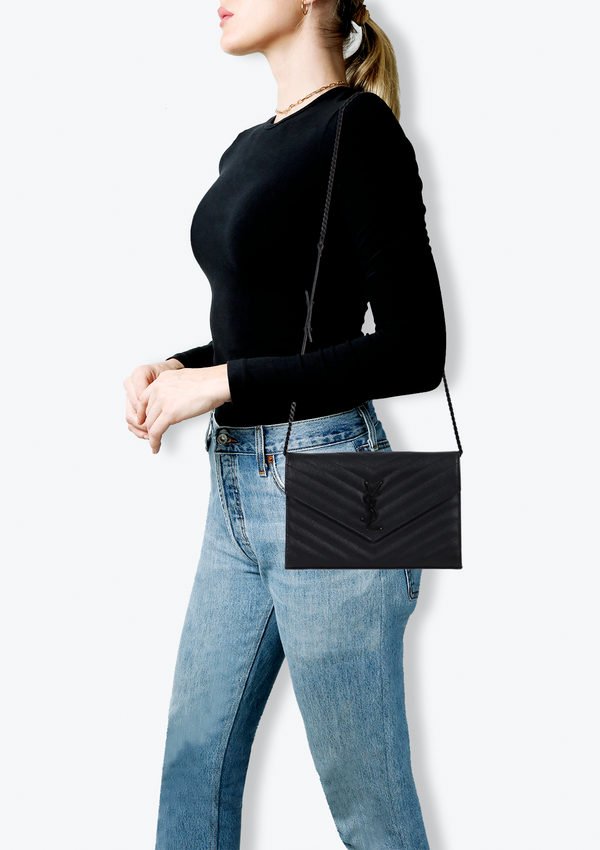 CLASSIC CASSANDRE CHAIN WALLET