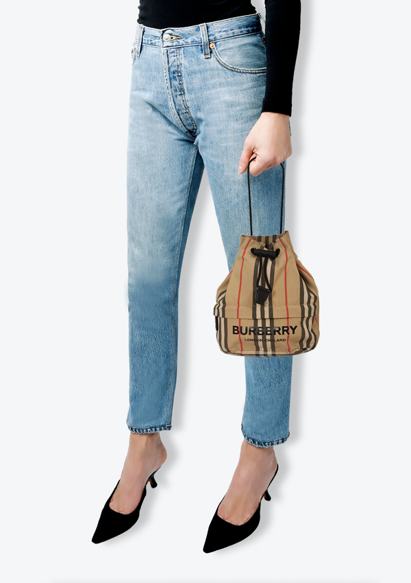 HOUSE CHECK BUCKET BAG