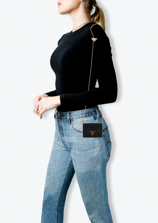 TRIANGLE LOGO CARD HOLDER ON CHAIN