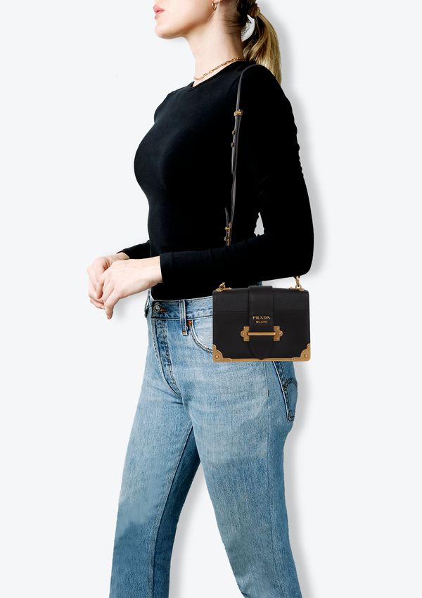 CITY CALF SAFFIANO LUX CAHIER