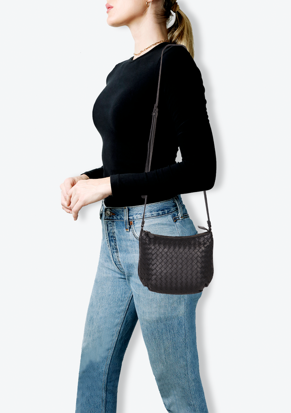 INTRECCIATO MESSENGER BAG