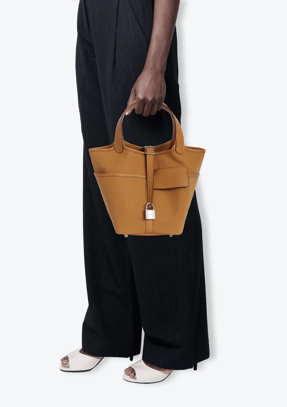 BOLSAS HERMÈS TOILE GOELAND & SWIFT CARGO PICOTIN LOCK 18 MARROM BOLSAS HERMÈS TOILE GOELAND & SWIFT CARGO PICOTIN LOCK 18 MARROM
