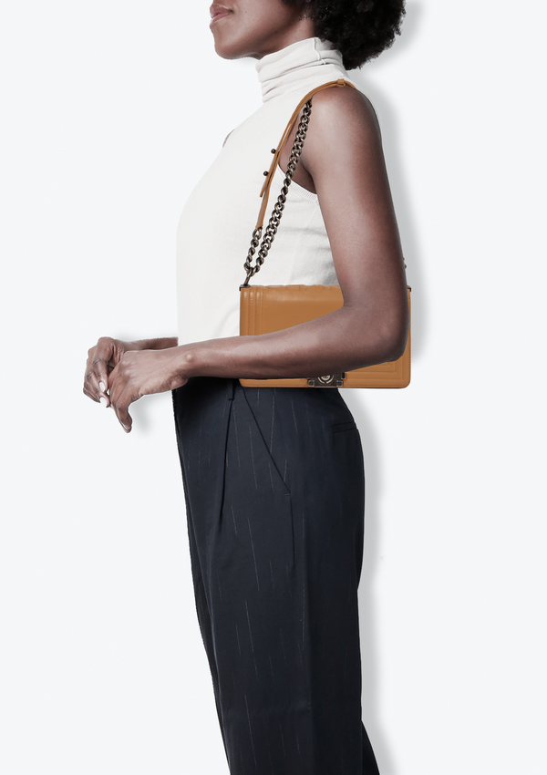 MEDIUM BOY BAG