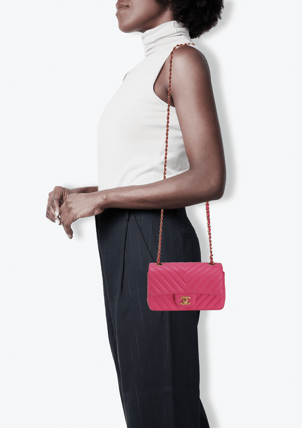 EXTRA MINI CLASSIC SINGLE FLAP LAMBSKIN