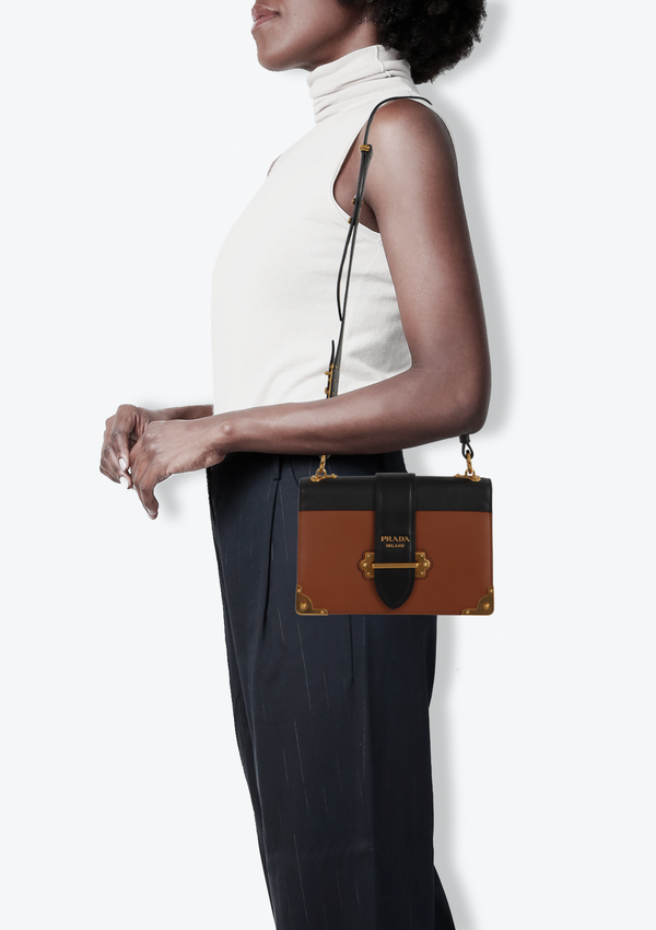 MEDIUM CITY CALF CAHIER BAG